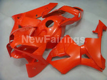 Laden Sie das Bild in den Galerie-Viewer, All Red No decals - CBR600RR 03-04 Fairing Kit - Vehicles &amp;