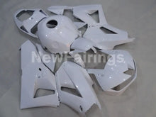 Laden Sie das Bild in den Galerie-Viewer, All White No decals- CBR600RR 13-23 Fairing Kit