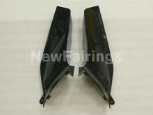 Laden Sie das Bild in den Galerie-Viewer, Black and Green Flame - CBR600RR 03-04 Fairing Kit -