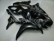 Laden Sie das Bild in den Galerie-Viewer, Black and Grey Factory Style - CBR1000RR 06-07 Fairing Kit -