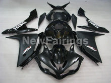 Laden Sie das Bild in den Galerie-Viewer, Black Matte Black Factory Style - YZF-R1 07-08 Fairing Kit