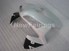 Laden Sie das Bild in den Galerie-Viewer, Black and Pearl White Factory Style - CBR600RR 05-06 Fairing