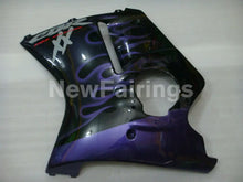 Laden Sie das Bild in den Galerie-Viewer, Black and Purple Flame - CBR 1100 XX 96-07 Fairing Kit -