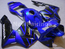 Laden Sie das Bild in den Galerie-Viewer, Black and Deep Blue Factory Style - CBR600RR 03-04 Fairing