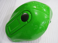 Laden Sie das Bild in den Galerie-Viewer, Black and Green Flame - NINJA ZX-12R 00-01 Fairing Kit
