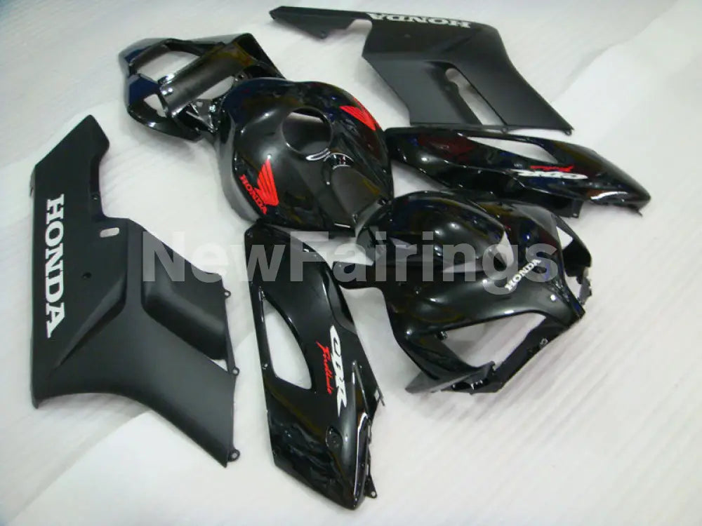Black and Matte Black Factory Style - CBR1000RR 04-05 Fairing Kit