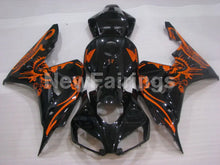 Laden Sie das Bild in den Galerie-Viewer, Black and Orange Factory Style - CBR1000RR 06-07 Fairing Kit