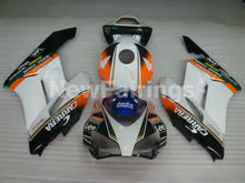 Laden Sie das Bild in den Galerie-Viewer, Black and Orange White Lee - CBR1000RR 04-05 Fairing Kit