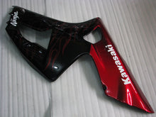 Laden Sie das Bild in den Galerie-Viewer, Black and Red Flame - NINJA ZX-6R 03-04 Fairing Kit