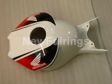 Bild in der Galerieansicht laden, Black Red and White Lee - CBR1000RR 04-05 Fairing Kit