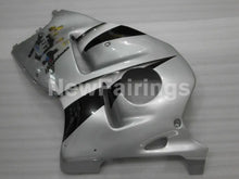 Laden Sie das Bild in den Galerie-Viewer, Black and Silver Factory Style - GSX1300R Hayabusa 99-07