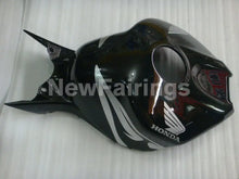 Laden Sie das Bild in den Galerie-Viewer, Black and Silver Fire - CBR1000RR 04-05 Fairing Kit -