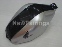 Bild in der Galerieansicht laden, Black and Silver SevenStars - CBR600 F2 91-94 Fairing Kit