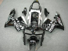 Bild in der Galerieansicht laden, Black and Silver SevenStars - CBR600RR 05-06 Fairing Kit
