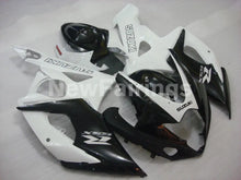 Bild in der Galerieansicht laden, Black and White Factory Style - GSX-R1000 05-06 Fairing Kit