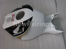 Laden Sie das Bild in den Galerie-Viewer, Black and White Playboy - CBR1000RR 06-07 Fairing Kit -