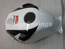 Laden Sie das Bild in den Galerie-Viewer, Black and White PlayBoy - CBR600RR 05-06 Fairing Kit -