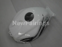 Laden Sie das Bild in den Galerie-Viewer, Black and White Skull - CBR600RR 05-06 Fairing Kit -