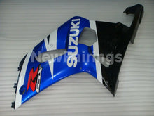 Laden Sie das Bild in den Galerie-Viewer, Blue White and Black Factory Style - GSX-R600 01-03 Fairing Kit