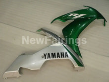 Laden Sie das Bild in den Galerie-Viewer, Green Silver Factory Style - YZF-R1 04-06 Fairing Kit