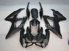Laden Sie das Bild in den Galerie-Viewer, Matte Black No decals - GSX-R600 08-10 Fairing Kit
