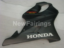 Laden Sie das Bild in den Galerie-Viewer, Matte Black Factory Style - CBR600 F4i 01-03 Fairing Kit -
