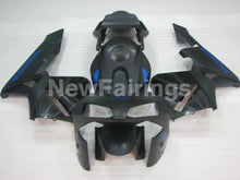 Laden Sie das Bild in den Galerie-Viewer, Matte Black with blue decals Factory Style - CBR600RR 03-04