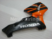 Laden Sie das Bild in den Galerie-Viewer, Orange and Black Factory Style - CBR600RR 03-04 Fairing Kit