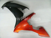 Laden Sie das Bild in den Galerie-Viewer, Orange and Black No decals - YZF-R1 04-06 Fairing Kit
