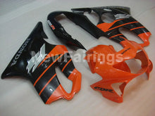 Laden Sie das Bild in den Galerie-Viewer, Orange and Black Factory Style - CBR600 F4 99-00 Fairing Kit