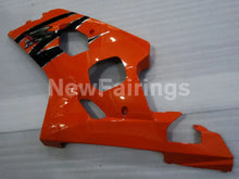 Laden Sie das Bild in den Galerie-Viewer, Orange Black Factory Style - GSX-R600 04-05 Fairing Kit -
