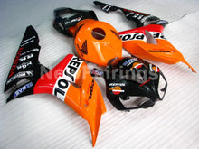 Laden Sie das Bild in den Galerie-Viewer, Orange Black and Red Repsol - CBR1000RR 06-07 Fairing Kit -