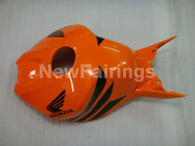Laden Sie das Bild in den Galerie-Viewer, Orange Black and Red Repsol - CBR1000RR 06-07 Fairing Kit -