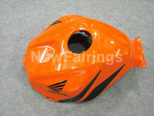 Laden Sie das Bild in den Galerie-Viewer, Orange Black and Silver Factory Style - CBR600RR 05-06