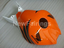 Laden Sie das Bild in den Galerie-Viewer, Orange and Red Black Repsol - CBR1000RR 06-07 Fairing Kit