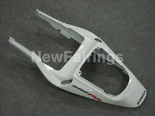 Laden Sie das Bild in den Galerie-Viewer, Pearl White and Black Factory Style - CBR600RR 03-04 Fairing