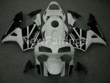 Laden Sie das Bild in den Galerie-Viewer, Pearl White and Black Factory Style - CBR600RR 03-04 Fairing