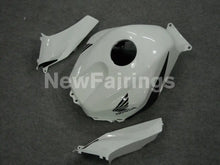 Laden Sie das Bild in den Galerie-Viewer, Pearl White and Black Factory Style - CBR600RR 03-04 Fairing