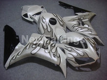 Laden Sie das Bild in den Galerie-Viewer, Pearl White and Black Grey Flame - CBR1000RR 06-07 Fairing Kit