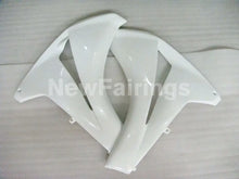 Laden Sie das Bild in den Galerie-Viewer, Pearl White No decals - CBR1000RR 08-11 Fairing Kit -