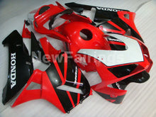 Laden Sie das Bild in den Galerie-Viewer, Red and Black Factory Style - CBR600RR 03-04 Fairing Kit -