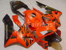 Laden Sie das Bild in den Galerie-Viewer, Red and Black Fire - CBR600RR 03-04 Fairing Kit - Vehicles &amp;