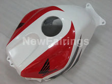 Laden Sie das Bild in den Galerie-Viewer, Red and White Black Factory Style - CBR600RR 03-04 Fairing