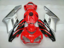 Laden Sie das Bild in den Galerie-Viewer, Red Black and Silver Factory Style - CBR1000RR 04-05 Fairing Kit