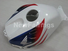 Laden Sie das Bild in den Galerie-Viewer, Red Blue and White HRC - CBR600RR 03-04 Fairing Kit -