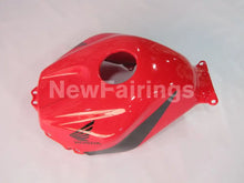 Laden Sie das Bild in den Galerie-Viewer, Red and Matte Black Factory Style - CBR600RR 05-06 Fairing Kit