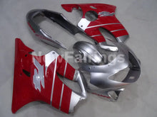 Laden Sie das Bild in den Galerie-Viewer, Red and Silver Factory Style - CBR600 F4 99-00 Fairing Kit -