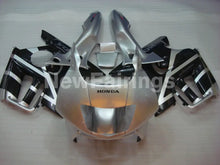 Laden Sie das Bild in den Galerie-Viewer, Silver and Black Factory Style - CBR600 F3 97-98 Fairing Kit
