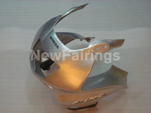Laden Sie das Bild in den Galerie-Viewer, Silver and Black Factory Style - CBR600 F3 97-98 Fairing Kit