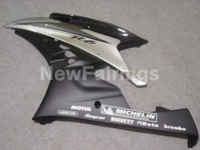 Laden Sie das Bild in den Galerie-Viewer, Silver and Black Matte Black Factory Style - YZF-R6 06-07 Fairing Kit Vehicles &amp; Parts &gt; Vehicle Parts &amp; Accessories &gt;